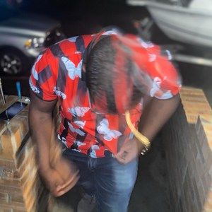 Meet your Posher, Raeshan